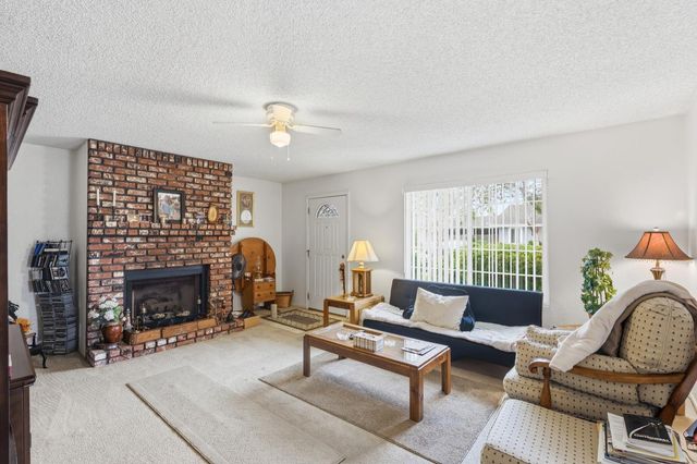 10 W 9th Street, Clovis, CA 93612