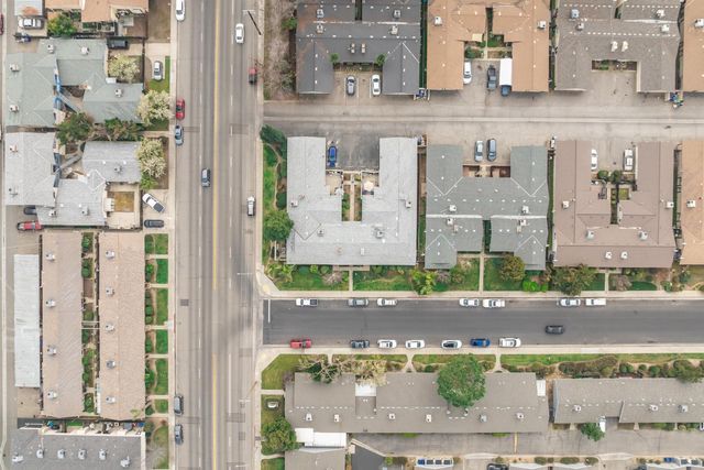 10 W 9th Street, Clovis, CA 93612