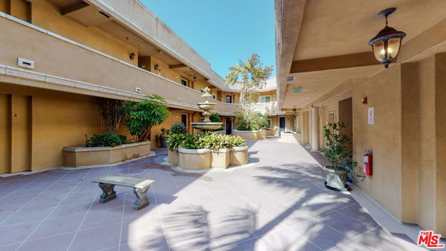 11440 National Boulevard 2, Los Angeles, CA 90064