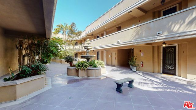 11440 National Boulevard 2, Los Angeles, CA 90064