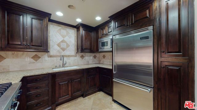 11440 National Boulevard 2, Los Angeles, CA 90064