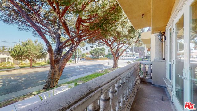 11440 National Boulevard 2, Los Angeles, CA 90064