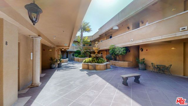 11440 National Boulevard 2, Los Angeles, CA 90064