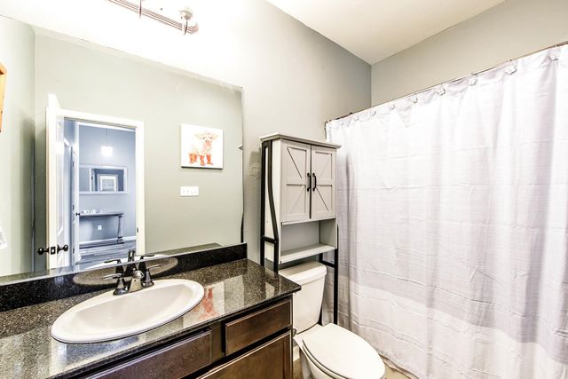 437 Christopher Dr, Houma, LA 70364