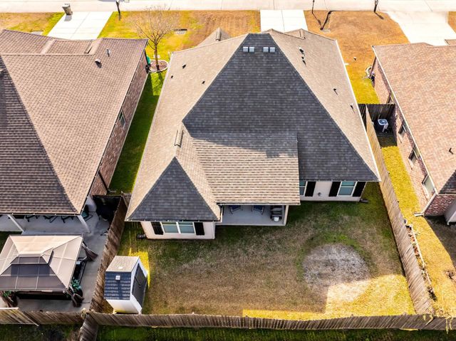 437 Christopher Dr, Houma, LA 70364
