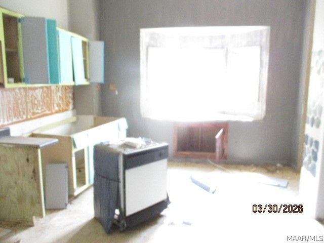 2230 POLITIC Road, Elmore, AL 36025