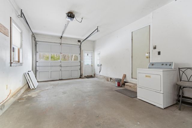 408 Manchester Road, Auburn, NH 03032