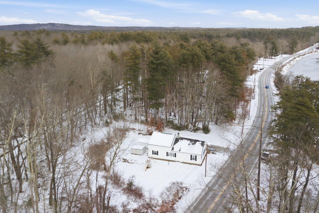 408 Manchester Road, Auburn, NH 03032