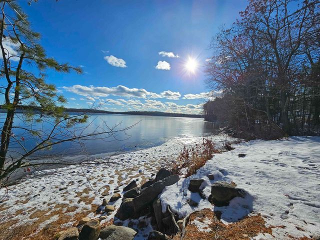 408 Manchester Road, Auburn, NH 03032