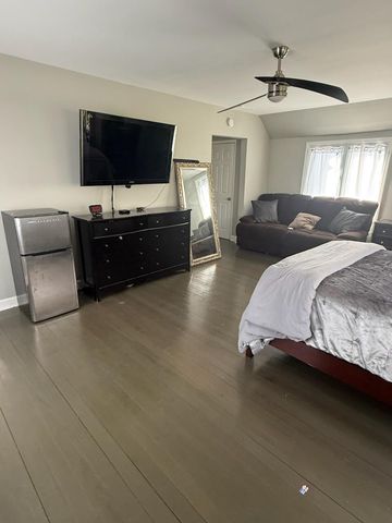 140 Morningside Avenue, Gary, IN 46408