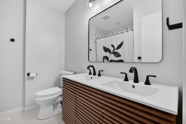 1300 Leclair Street, Chapel Hill, NC 27517