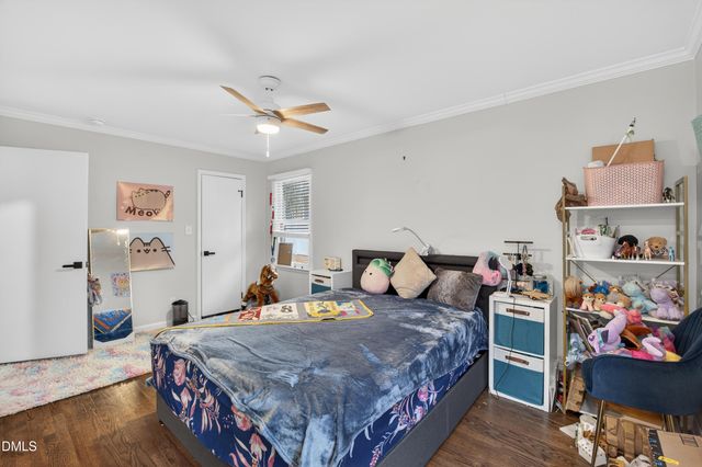 1300 Leclair Street, Chapel Hill, NC 27517