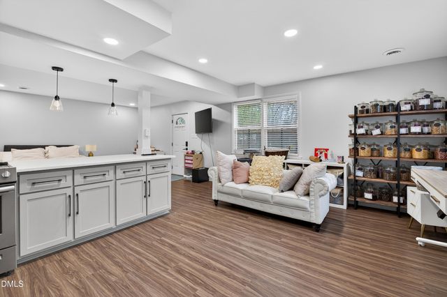 1300 Leclair Street, Chapel Hill, NC 27517