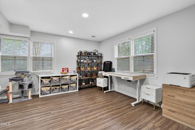 1300 Leclair Street, Chapel Hill, NC 27517