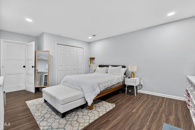 1300 Leclair Street, Chapel Hill, NC 27517