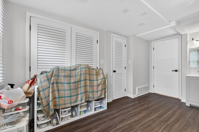 1300 Leclair Street, Chapel Hill, NC 27517