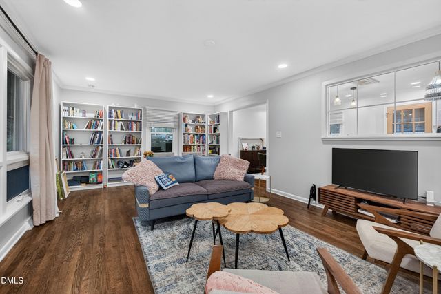 1300 Leclair Street, Chapel Hill, NC 27517