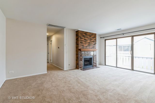 261 Driftwood Lane A2, Schaumburg, IL 60193