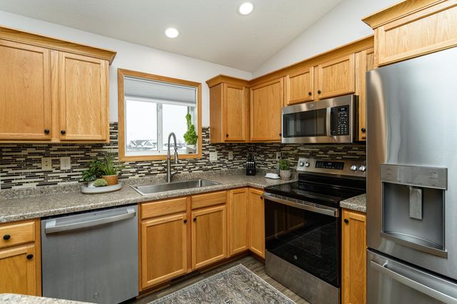 3852 46th Avenue NW, Rochester, MN 55901