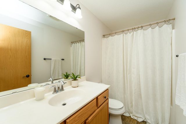 3852 46th Avenue NW, Rochester, MN 55901