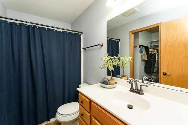 3852 46th Avenue NW, Rochester, MN 55901