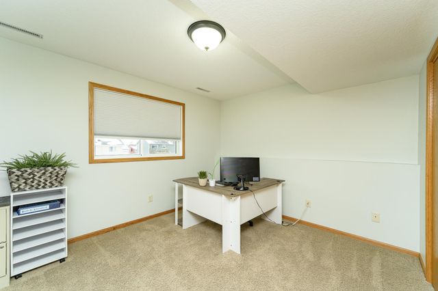 3852 46th Avenue NW, Rochester, MN 55901