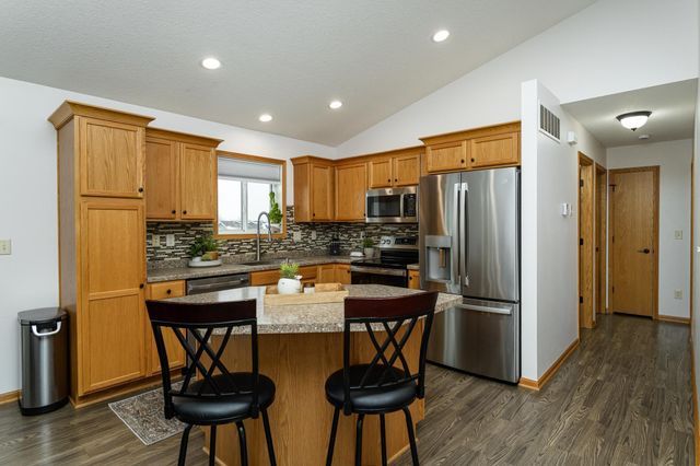 3852 46th Avenue NW, Rochester, MN 55901