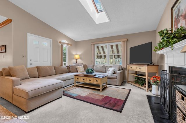 46 Pilgrim Avenue, Tinton Falls, NJ 07753