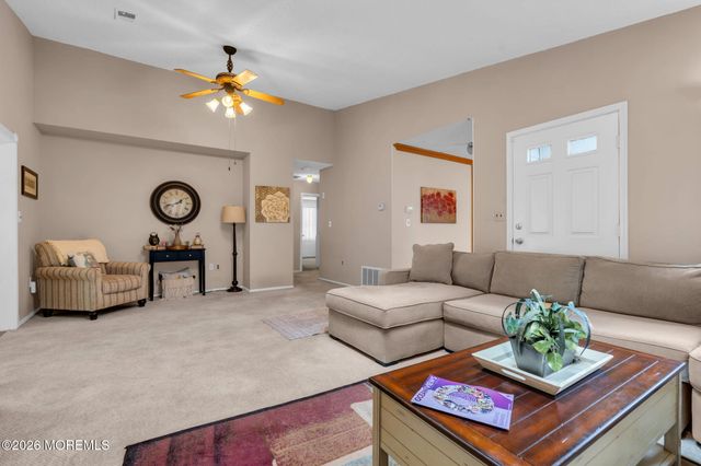 46 Pilgrim Avenue, Tinton Falls, NJ 07753