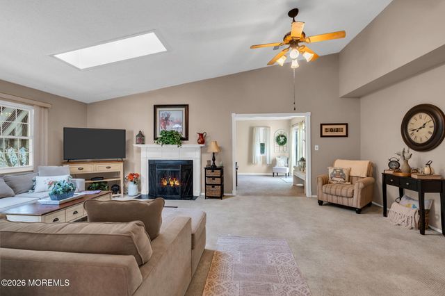 46 Pilgrim Avenue, Tinton Falls, NJ 07753