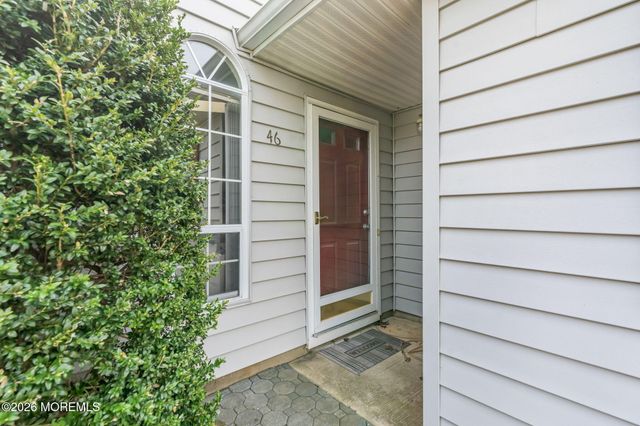 46 Pilgrim Avenue, Tinton Falls, NJ 07753