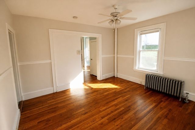 90 Mount Vernon 1F, Lowell, MA 01852