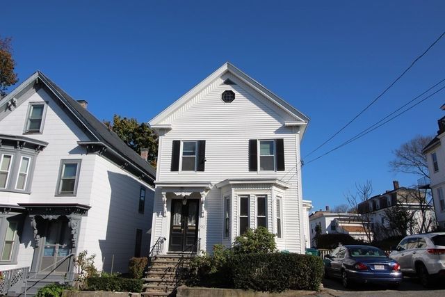 90 Mount Vernon 1F, Lowell, MA 01852