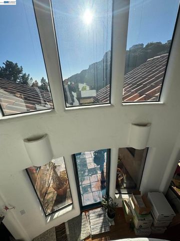 1302 Westview Dr, Berkeley, CA 94705