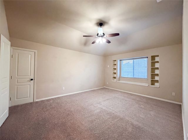 725 Lyndhurst Drive, Anna, TX 75409