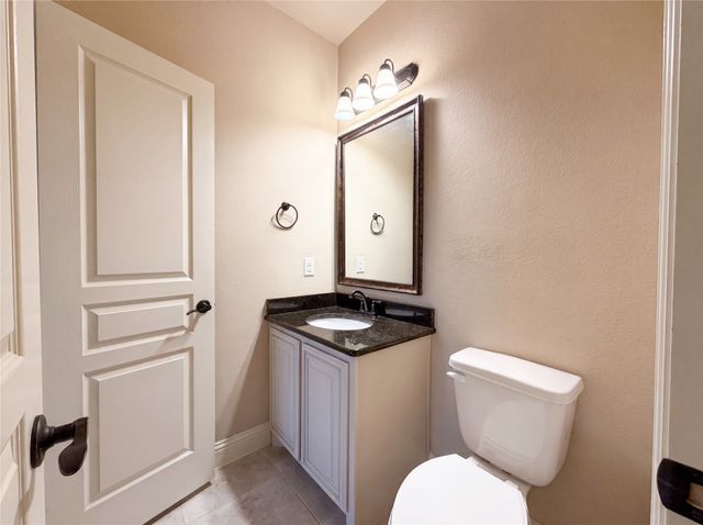 725 Lyndhurst Drive, Anna, TX 75409