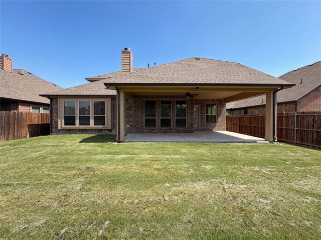 725 Lyndhurst Drive, Anna, TX 75409