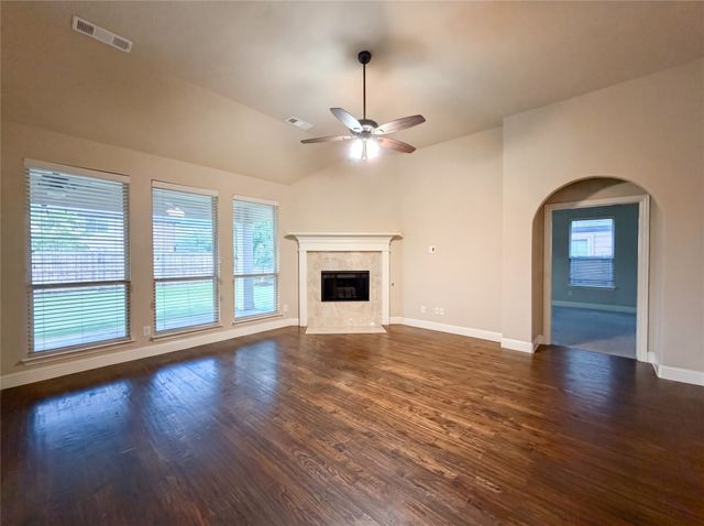 725 Lyndhurst Drive, Anna, TX 75409