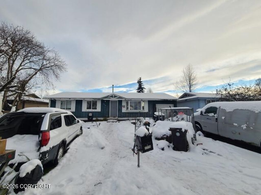 1715 Katrina Circle, Anchorage, AK 99508