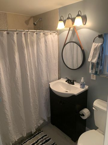 4878 NE 15TH Avenue, Pompano Beach, FL 33064
