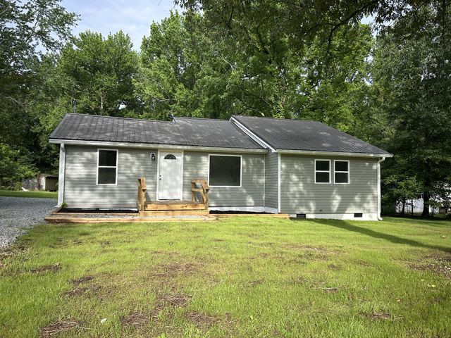 161 Post Oak Ave, Camden, TN 38320