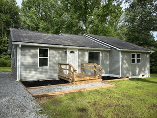 161 Post Oak Ave, Camden, TN 38320