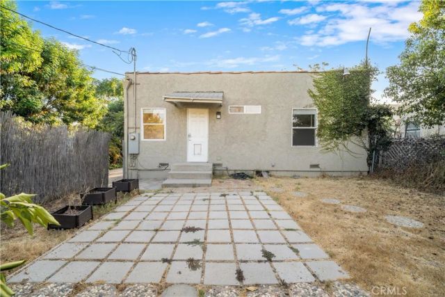 6642 Vineland Avenue, Los Angeles, CA 91606