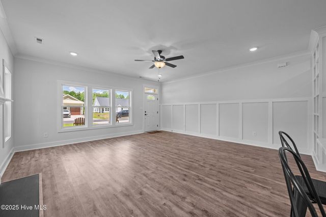 12 Paddington Way, Trent Woods, NC 28562