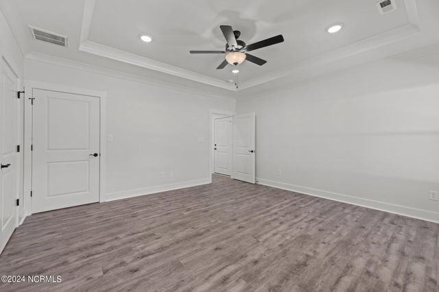 12 Paddington Way, Trent Woods, NC 28562