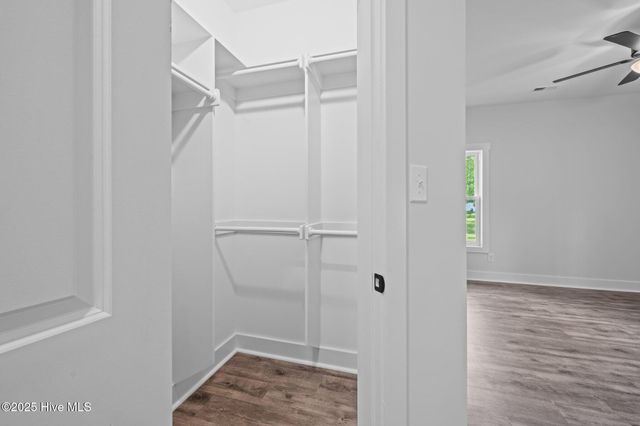 12 Paddington Way, Trent Woods, NC 28562