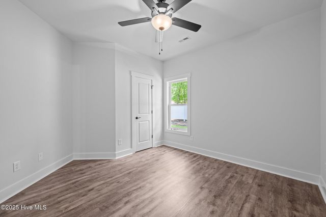 12 Paddington Way, Trent Woods, NC 28562