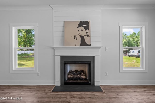 12 Paddington Way, Trent Woods, NC 28562