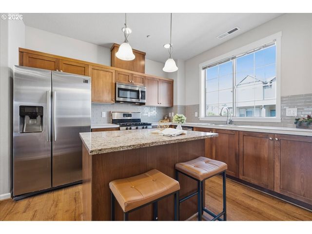 13760 Sw SILENT FOX Ter, Sherwood, OR 97140