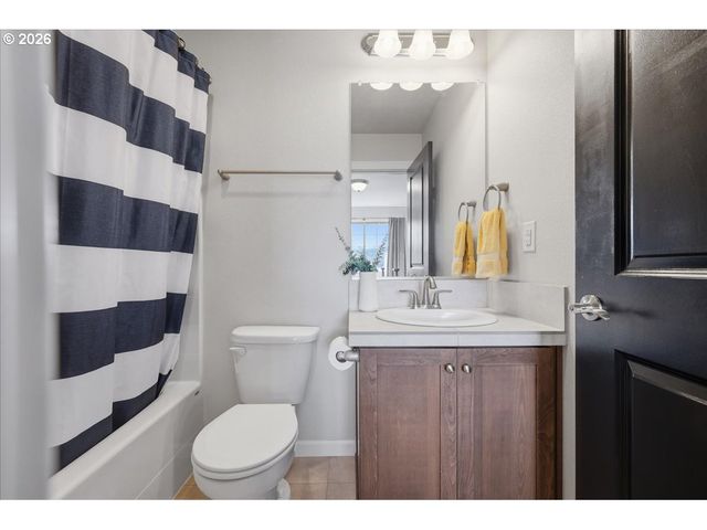 13760 Sw SILENT FOX Ter, Sherwood, OR 97140